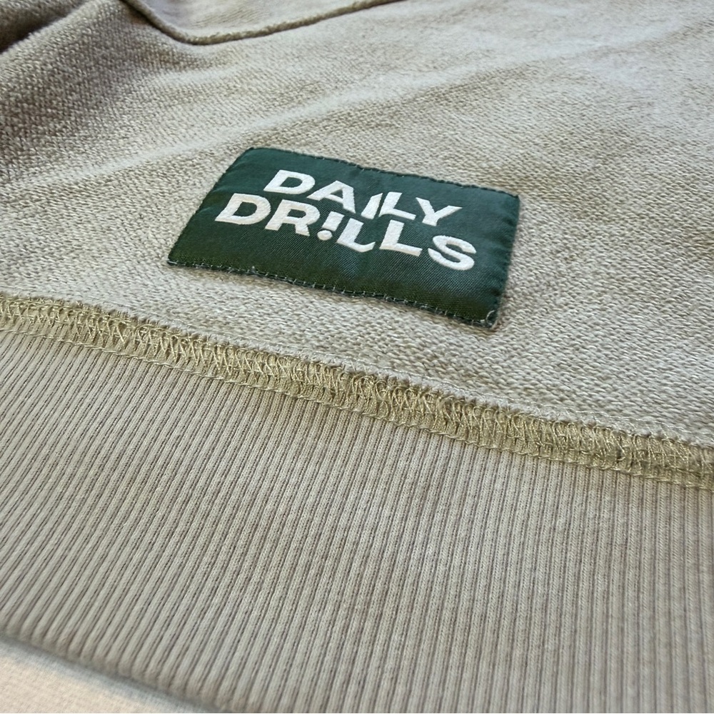Daily Drills Cropped Sweatshirt Pale Green Women's Small? - Picture 6 of 9
